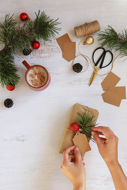 fondphoto noel effet bois blanc textuté, décoration de noel, studio photo et photo culinaire