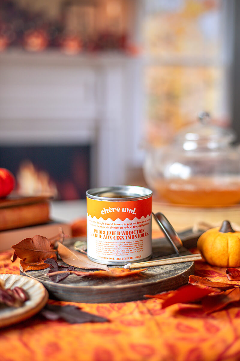 fond photo automne salon cosy cheminée citrouilles