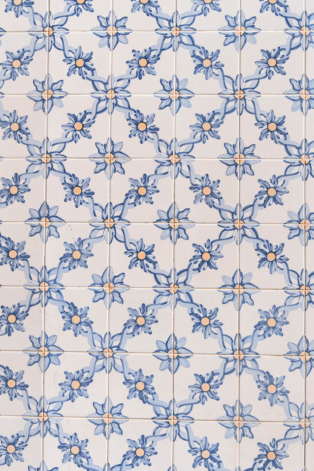 fond photo carrelage ancien bleu azulejos pour photographie de restaurant, artisanat, bijoux, ambiance soleil, mediterrannée, bio, plage, apéro tapas