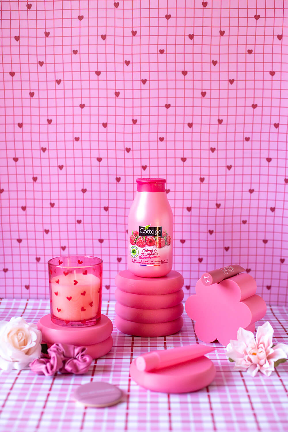 fond photo rose pour la saint valentin, photo produit, cosmetique, couture, artisanat, creatrices 