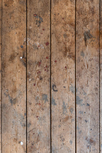 fond photo table en bois ancienne, avec des taches de peinture pour atelier d'artiste. fond photo pour artisan, peintre, artiste