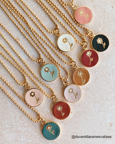 fondphoto-beige-bijoux.jpg