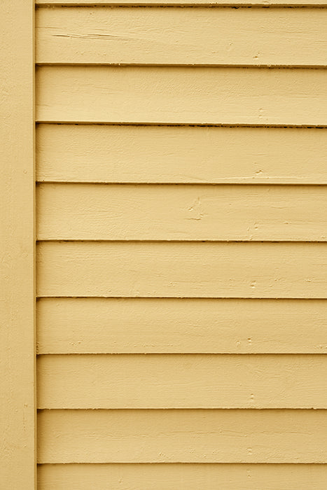 fond photo en bois jaune estival, photographie été et lumineuse, mur en bois ancien norvege