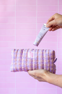 fond photo rose en carrelage pour salle de bain girly rose