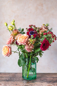 fond photo travertin beige pour photographie, fleuriste, fleur, bouquet