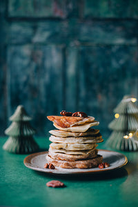 fond photo en bois vieilli vert foncé, effet porte ancienne pour photographie culinaire et studio photo professionnel