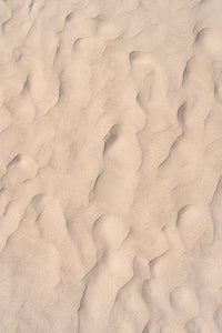 fond photo effet plage de sable blanc et lagon tropical bleu, pour photographie produit et artisanat.