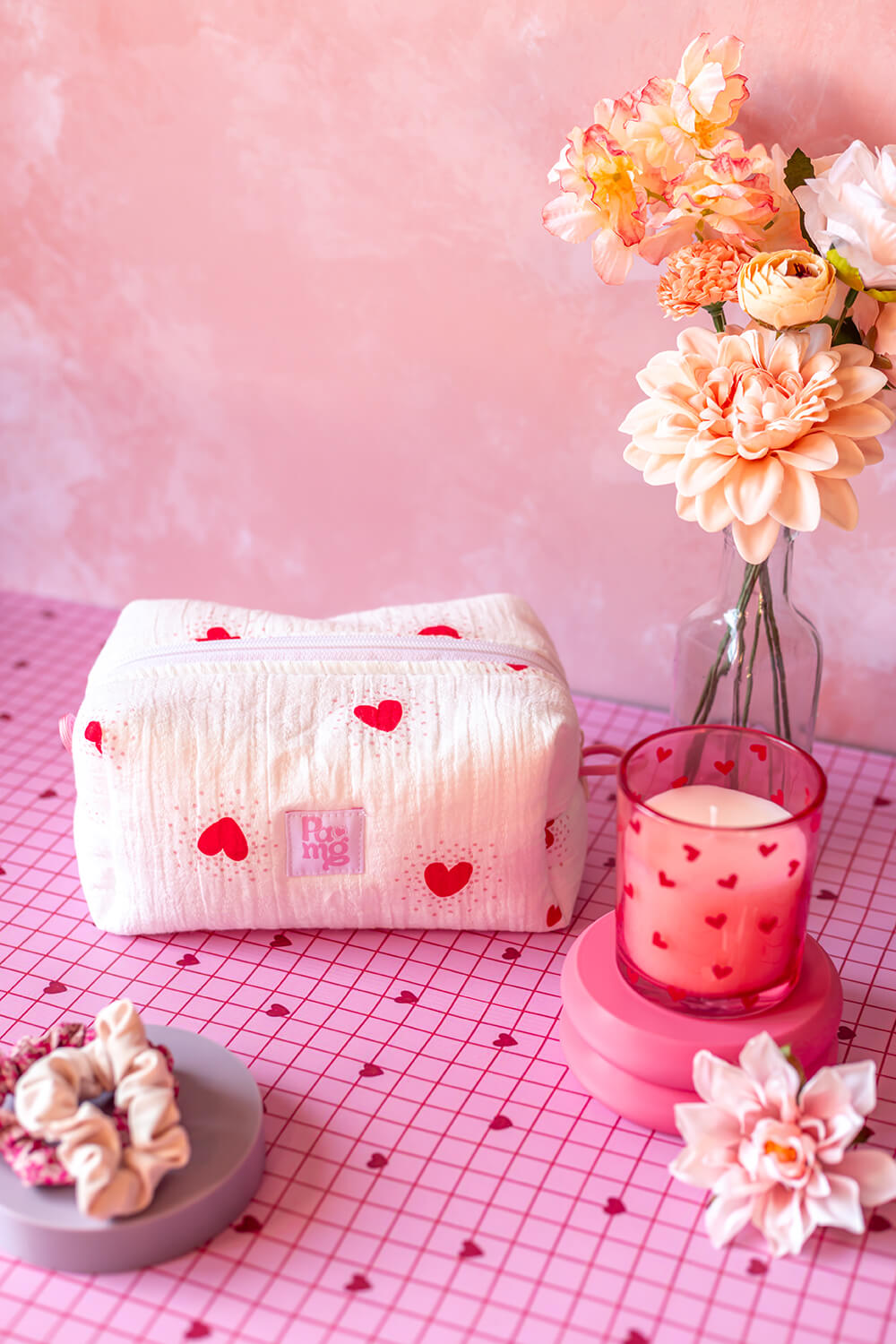 fond photo rose pale pour photographie artisanat, fleurs, couture, printemps, bougies. 