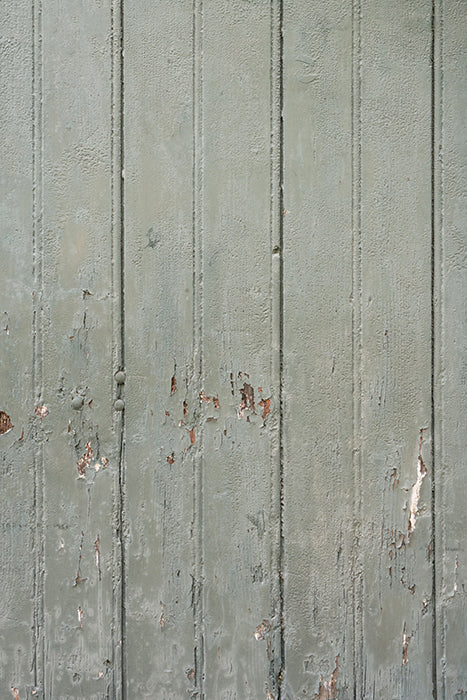 fond photo en bois vert olive, menthe, effet vieille porte verte avec détails anciens, pour photographie culinaire et stylisme photo. fond photo pastryandtravel, tout droit réservé